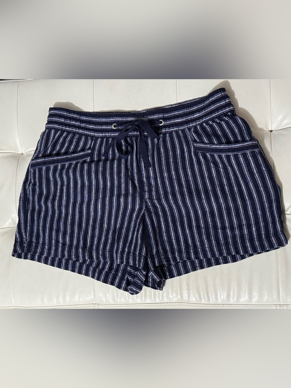 EUC GAP Linen/Rayon Blend Shorts-S-Blue/White Stripe-Pull On-Drawstring-Pockets